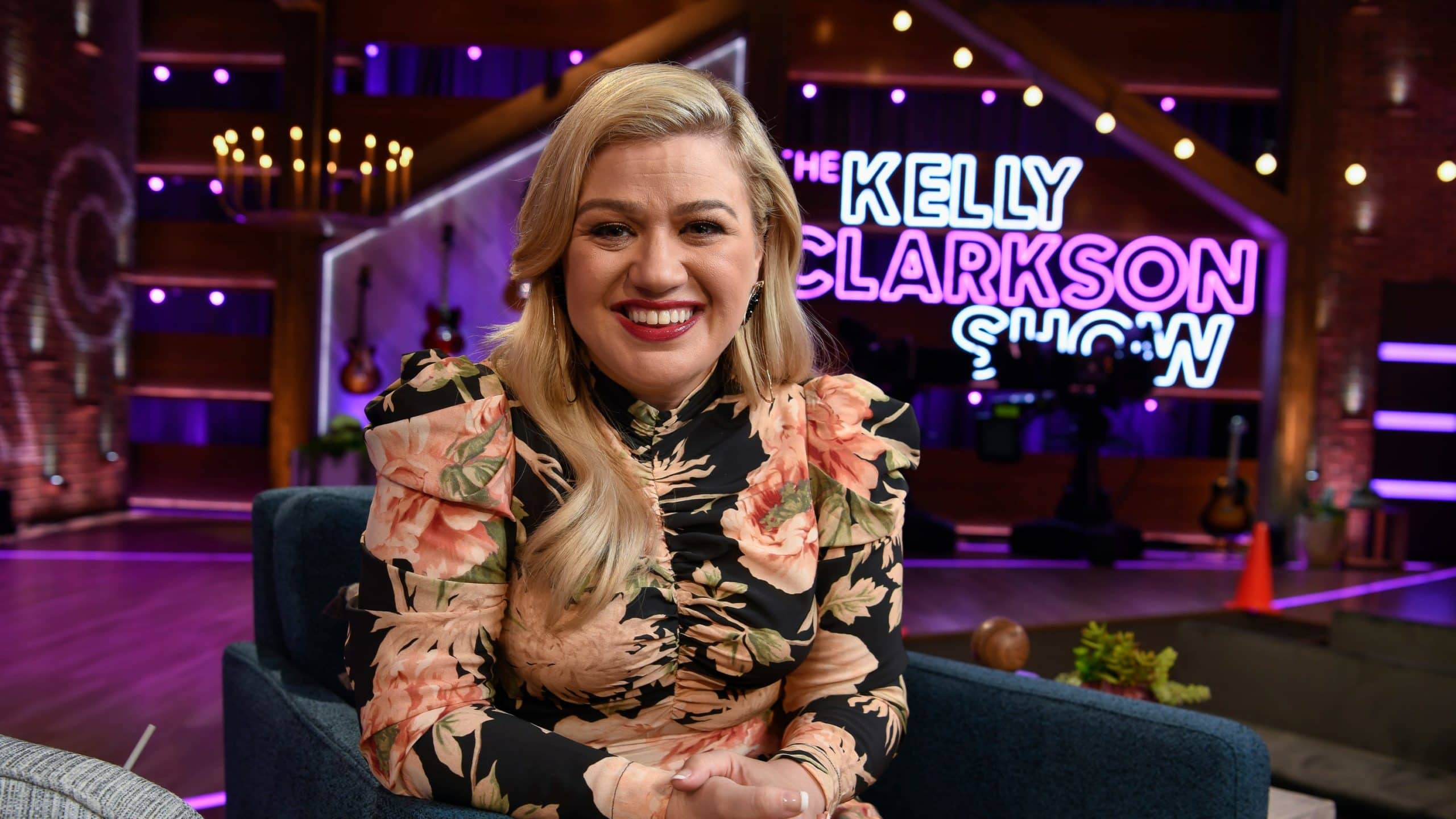 Kelly Clarkson Summer Makeover